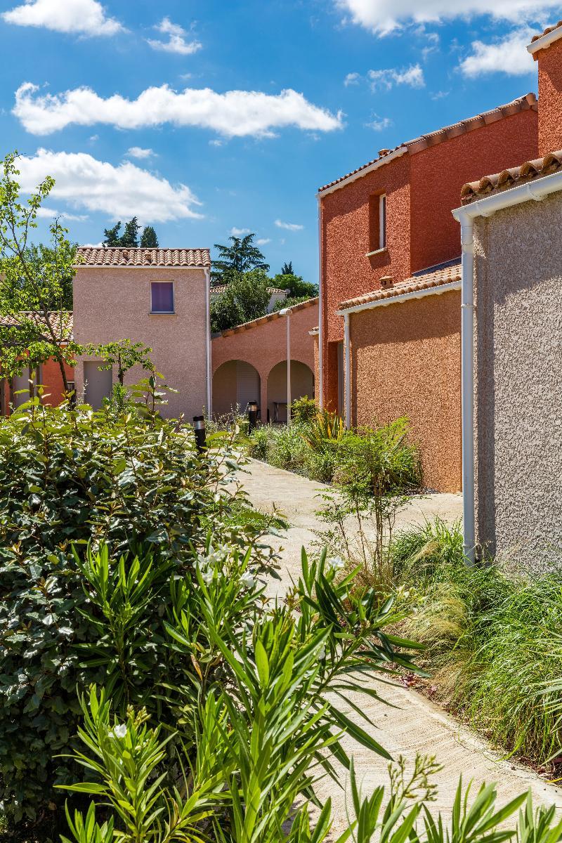 Terres De France - Le Domaine De Bacchus Hotel Saint-Christol  ภายนอก รูปภาพ