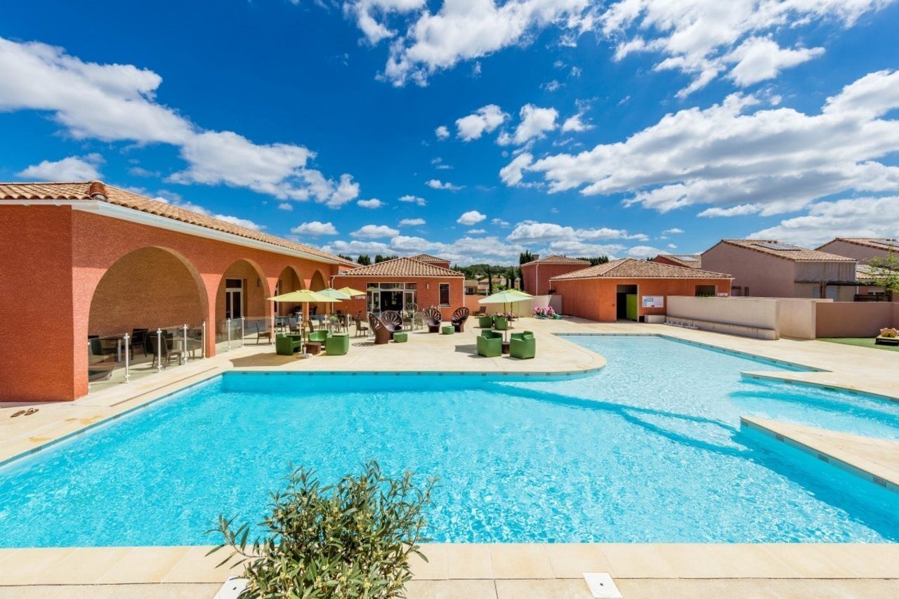 Terres De France - Le Domaine De Bacchus Hotel Saint-Christol  ภายนอก รูปภาพ