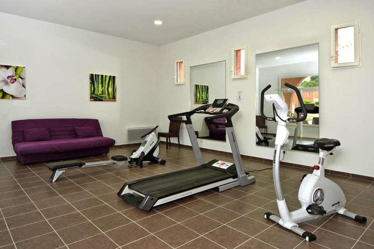 Terres De France - Le Domaine De Bacchus Hotel Saint-Christol  ภายนอก รูปภาพ