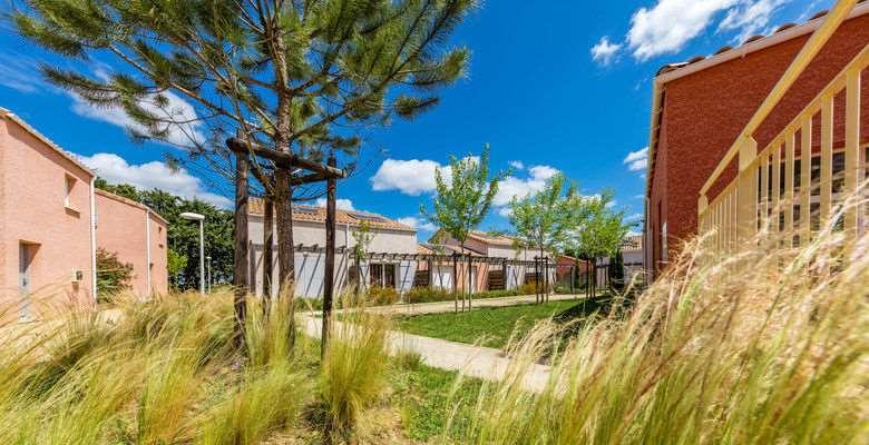 Terres De France - Le Domaine De Bacchus Hotel Saint-Christol  ภายนอก รูปภาพ